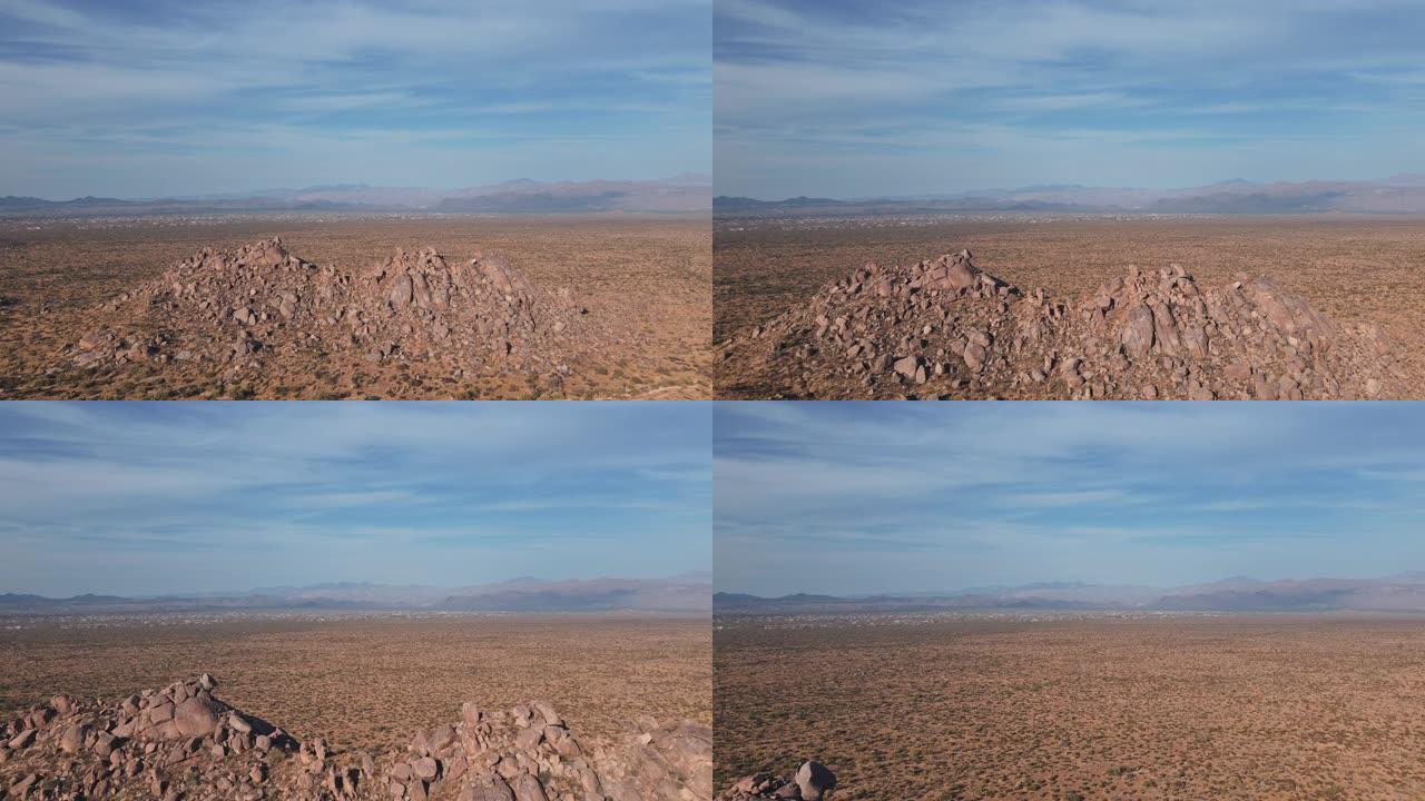 史诗般的亚利桑那州索诺兰沙漠广阔的景观，在山上和更远的地方移动。