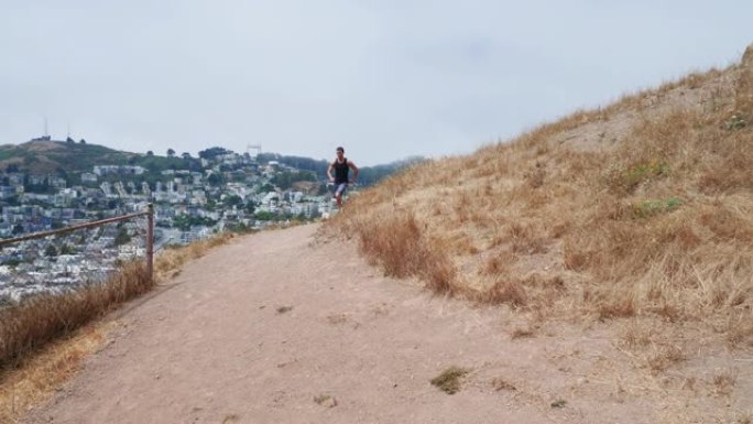 男子在旧金山奔跑极限运动体育锻炼山地运动