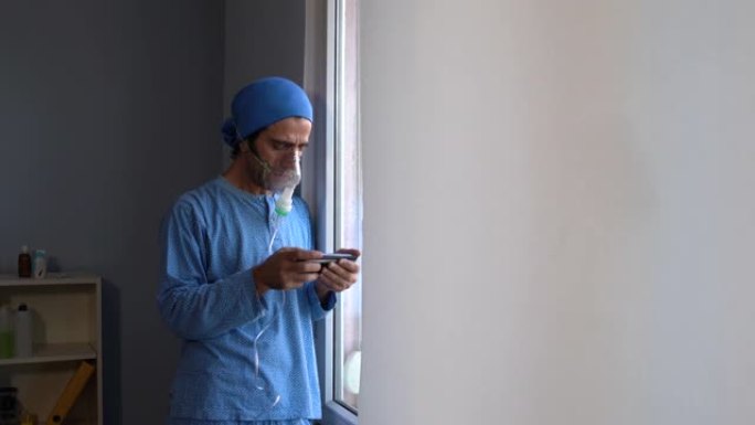 成年男子在医院使用喷雾器4K视频