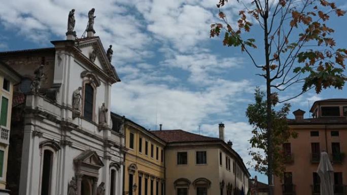 维琴察，威尼托，意大利-步行穿过维琴察的历史中心，在宫殿和古迹之间