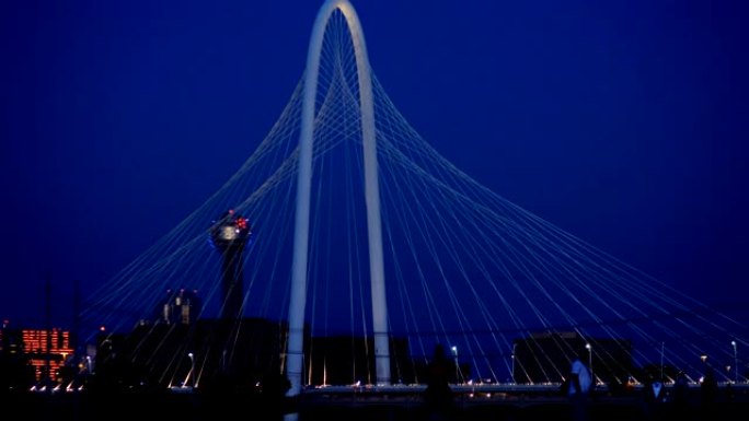 达拉斯,TX大桥夜景大桥灯光