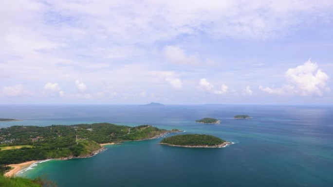 普吉岛海滩海，夏天在阳光下可以看到海滩海。