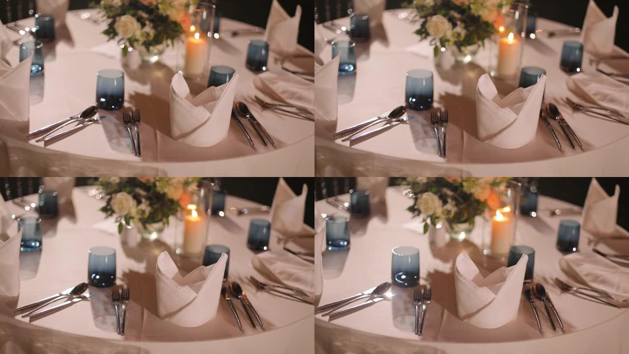 婚宴或晚宴的餐桌布置。