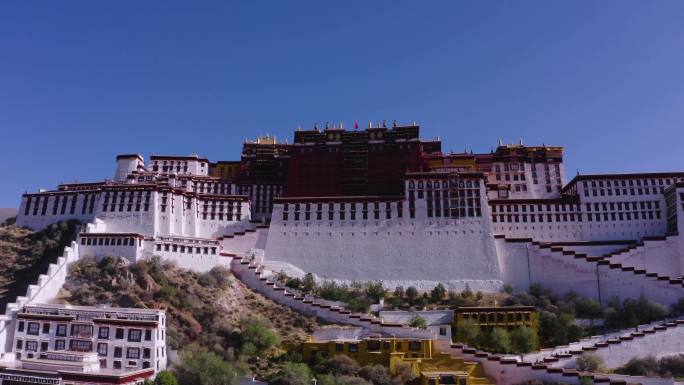 布达拉宫广场航拍 西藏旅游 高原旅游