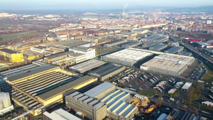 欧洲捷克共和国比尔森市卡尔洛夫郊区工业区和科技园的鸟瞰图。欧洲工业从上面。