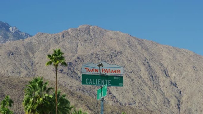 加利福尼亚州棕榈泉的双棕榈标牌