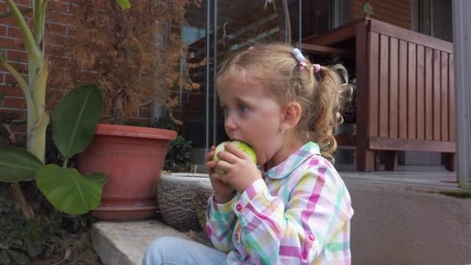 吃苹果的小女孩儿童