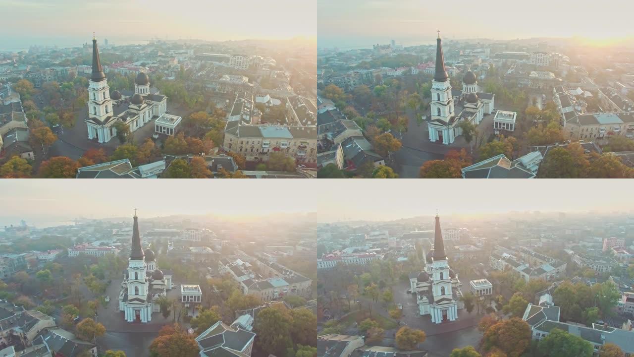 变形大教堂和敖德萨市中心的轨道航拍