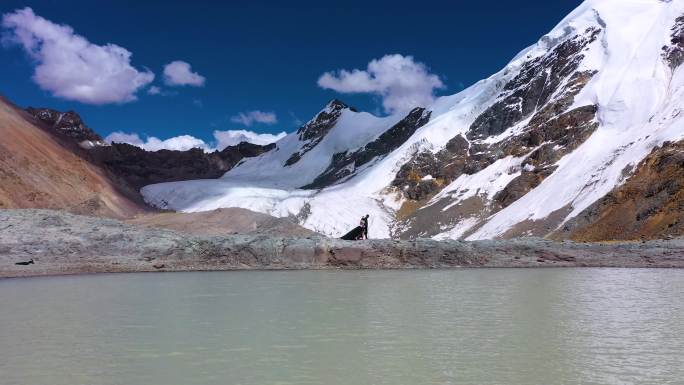 冰川冰冻 山顶冰川 男女 相约去西藏