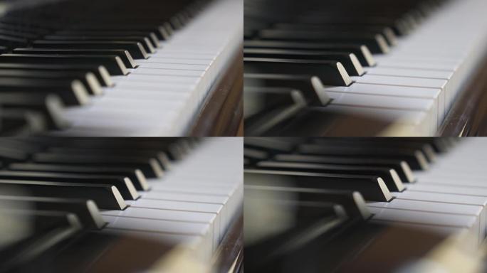 钢琴黑白键木制键盘运动特写
