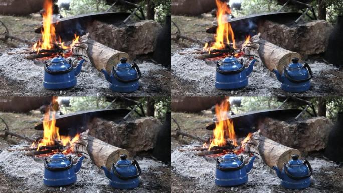 蓝色茶壶和木火户外探险野餐