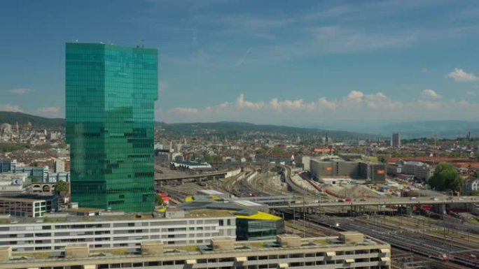 苏黎世市晴天火车站交通铁路现代摩天大楼空中全景4k瑞士