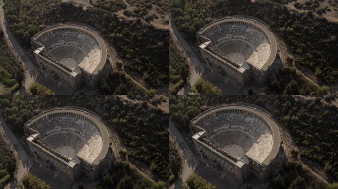 非常古老的建筑。Aspendos，希腊圆形剧场