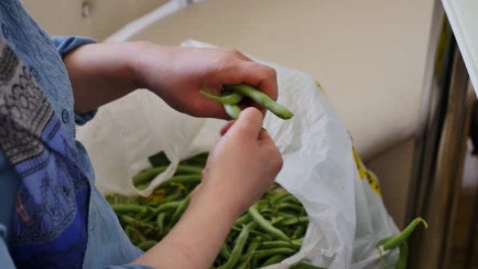 去除绿色鲜豆的硬线和骨头，豆粕制备，