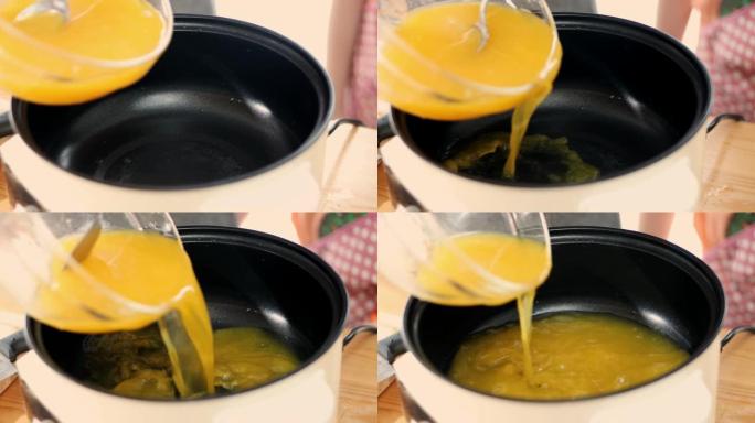 倒入橙汁并混合，慢动作。