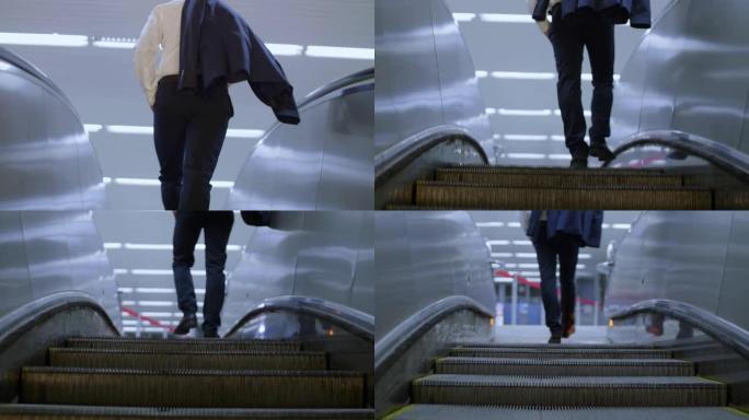 商人从地铁自动扶梯出去