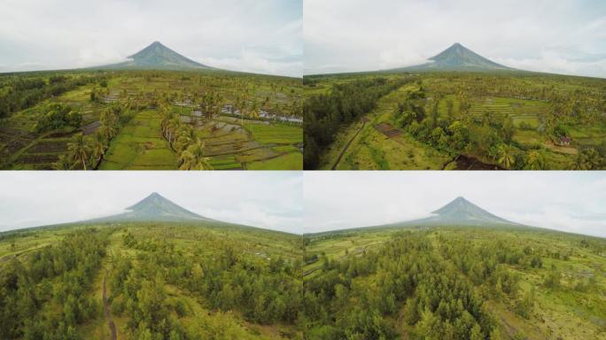 菲律宾黎牙实比市附近的马永火山。稻田的鸟瞰图。马永火山是一座活火山，2462米高。阴