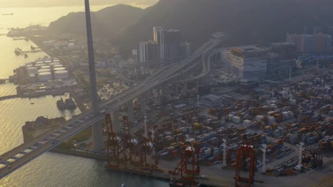 香港桥梁及货柜货运船