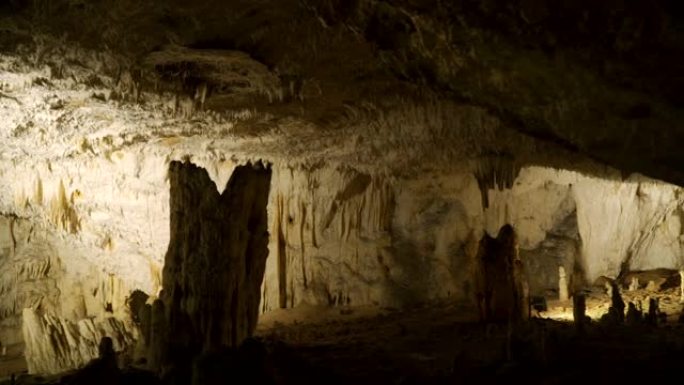 塞尔维亚的拉杰科洞穴