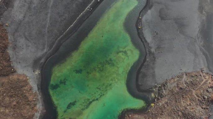 绿色火山湖。加那利群岛。