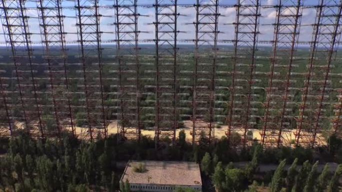 杜加-苏联超视距雷达系统或俄罗斯啄木鸟的鸟瞰图。乌克兰。