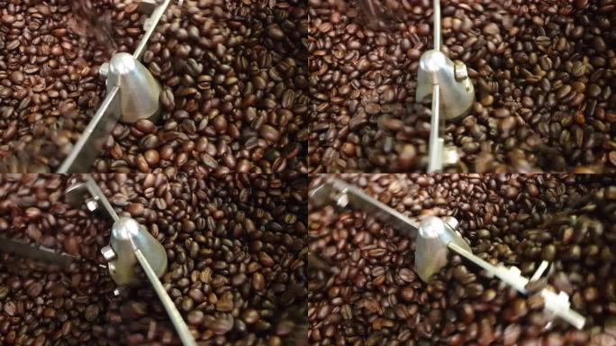 自动机器烘焙咖啡豆特写