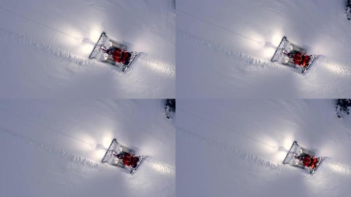 滑雪胜地高空修整机空中俯拍