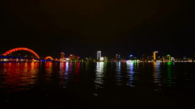 越南岘港龙桥夜景夜晚夜景