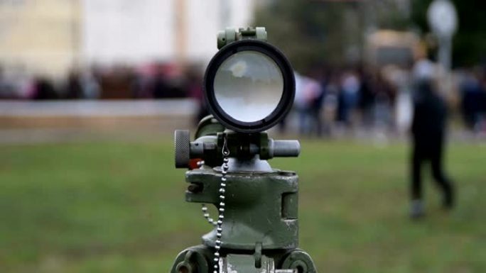 火炮瞄准装置-军事装备