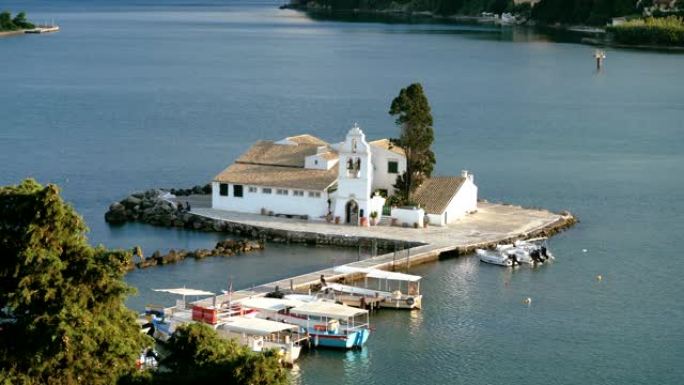 地中海一个岛上的东正教教堂。希腊。4K