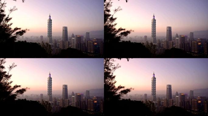日落鸟瞰图台北，台湾傍晚天际线从香山的观点。