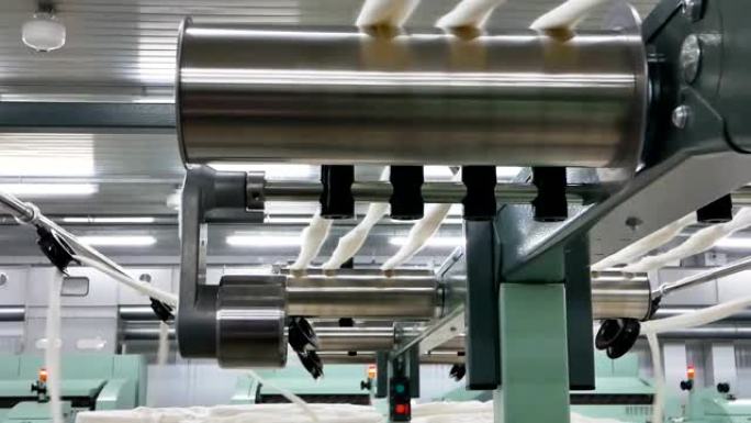 纺织厂的纱线生产机械设备器械