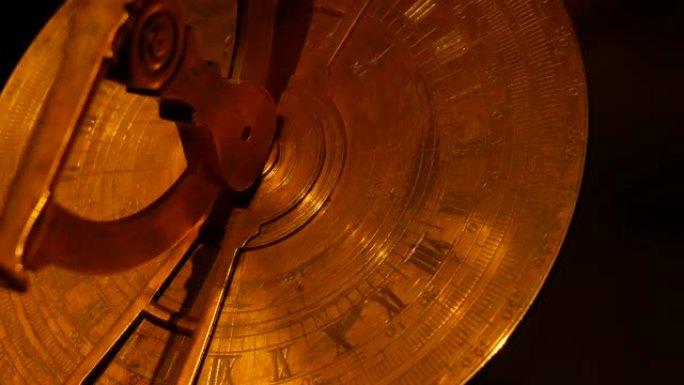 赤道日晷。古代的时间测量。