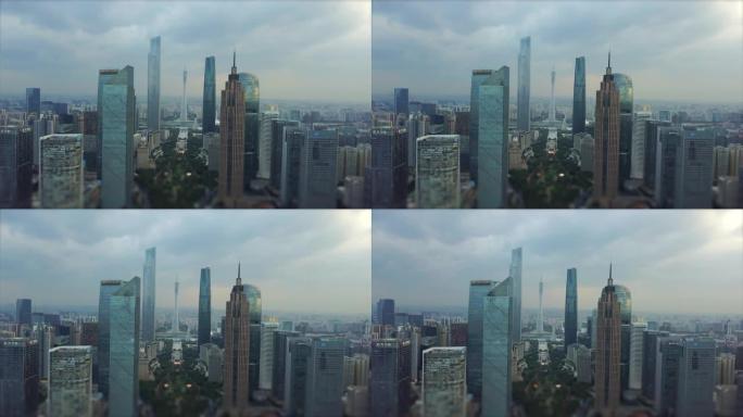 白天风暴天空广州市中心广场空中全景倾斜-移动4k中国