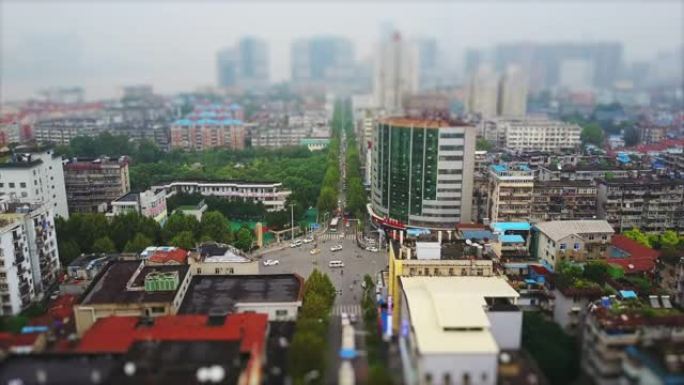 白天时间武汉城市景观购物区交通道路空中全景视图4k倾斜移位中国