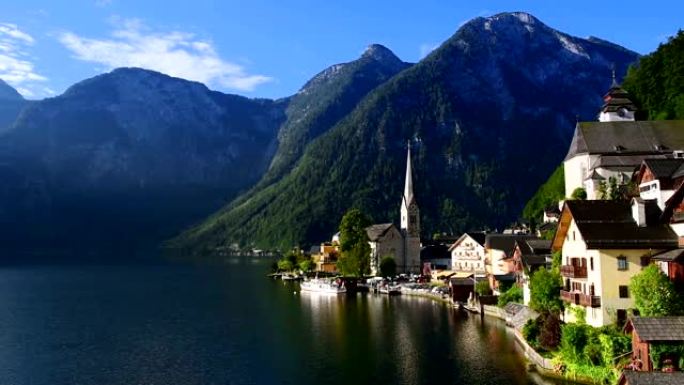 奥地利阿尔卑斯山湖附近的哈尔施塔特村，联合国教科文组织世界遗产