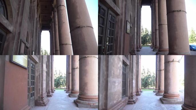 老剧院大楼里的柱子。4k视频动态镜头