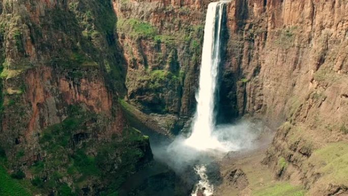 High Drop Waterfall Maletsunyane Falls, Lesotho.