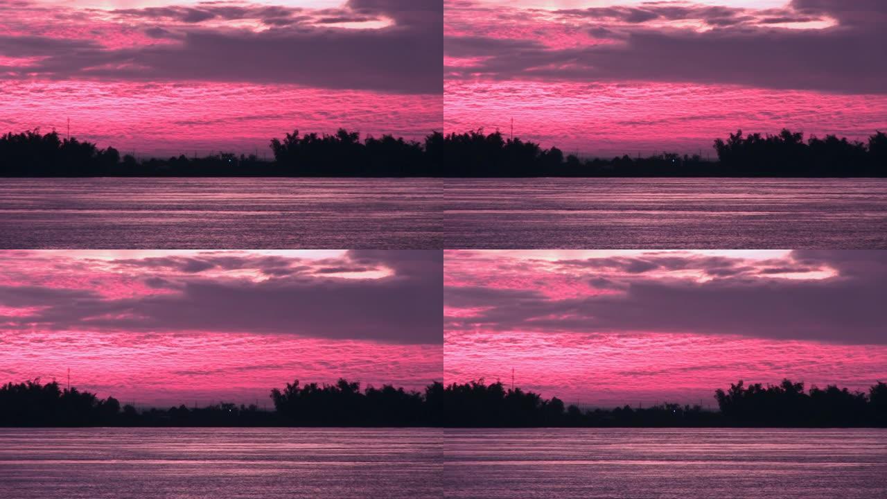 湄公河上空的紫色日出