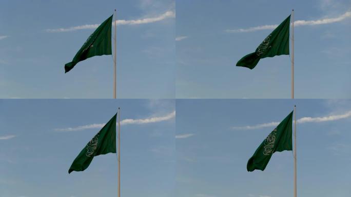 沙特阿拉伯的旗帜在风中飘扬