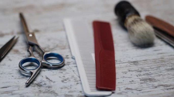 旧货理发工具危险剃刀美发剪刀旧手动推剪梳子剃须刷