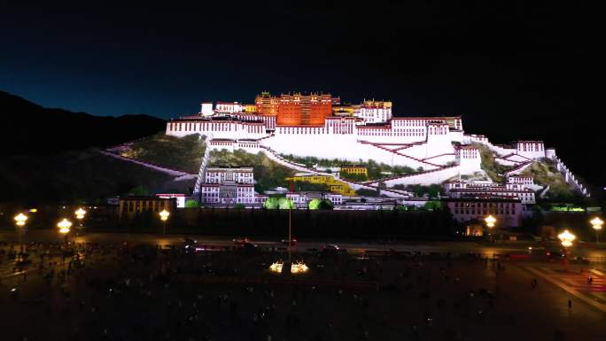 拉萨车流 拉萨旅客 拉萨地标 拉萨城市