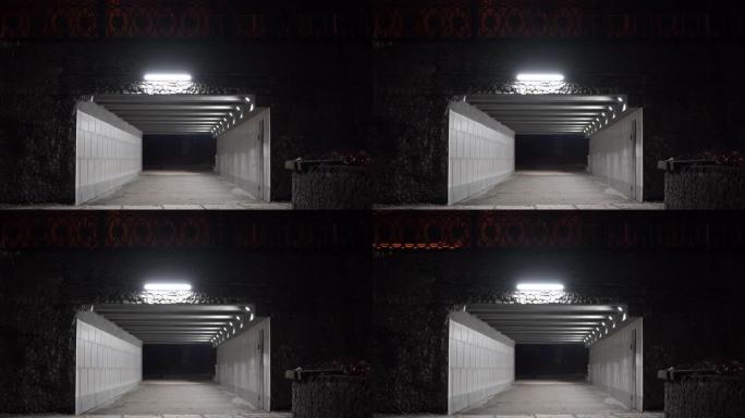 夜间桥下空行人下穿隧道通道。