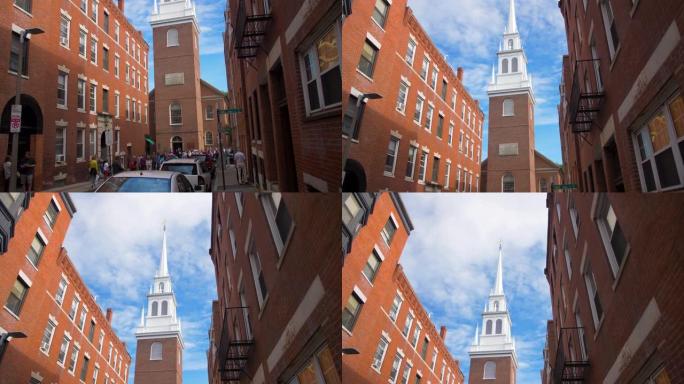 波士顿市中心的老北教堂外的游客自由步道