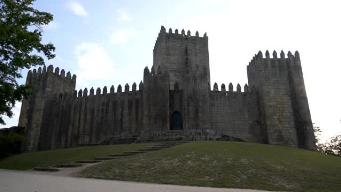 吉马良斯城堡和公园，在葡萄牙