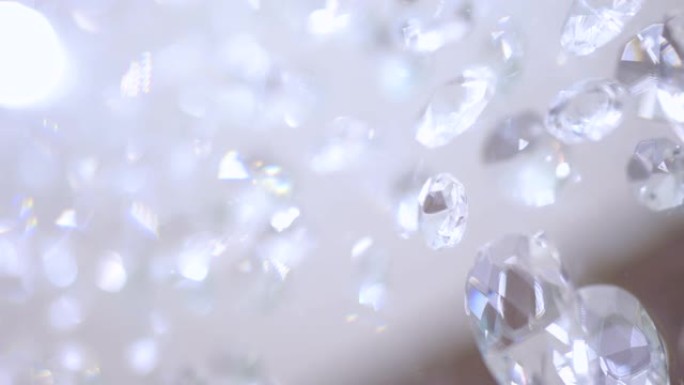 钻石和水晶吊灯背景。
