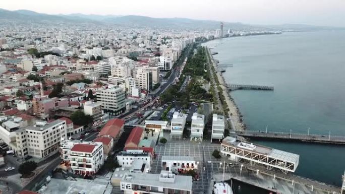塞浦路斯利马索尔市海岸鸟瞰图