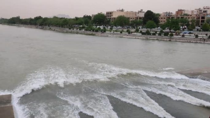 伊斯法罕river