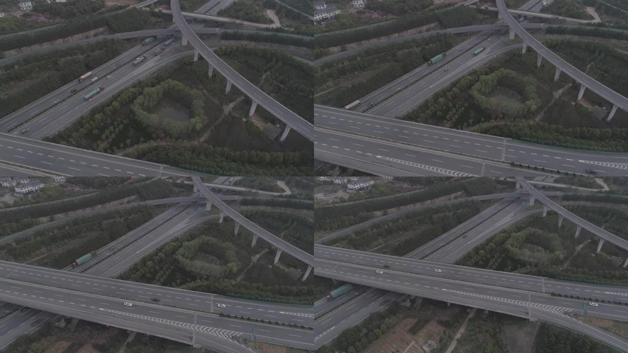 高速公路，DJI 4 D-log模式