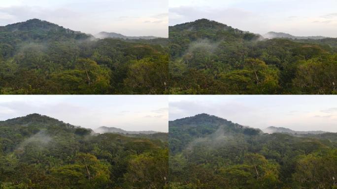 雾沿巴拿马的山线移动